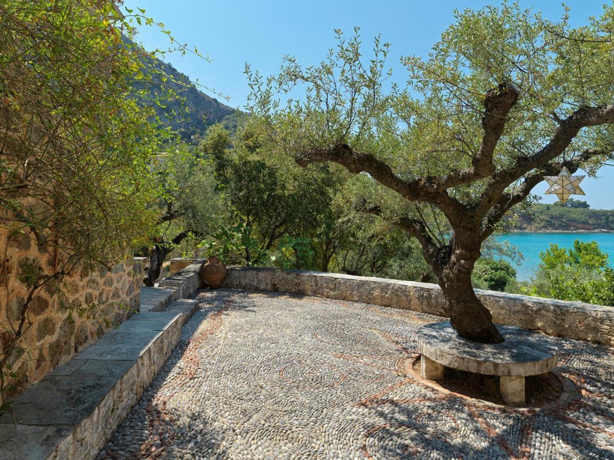 Patrick & Joan Leigh Fermor House Bed & Breakfast Kardamýli Eksteriør bilde