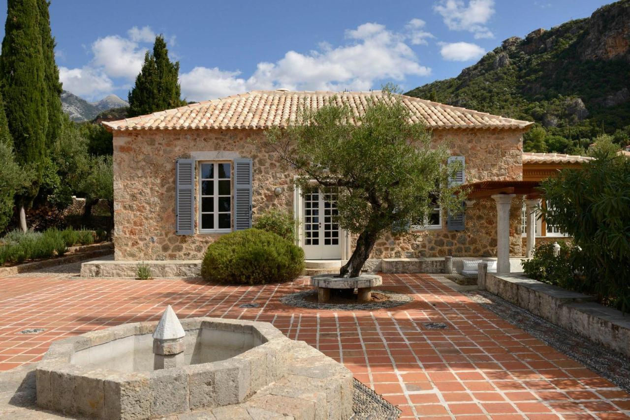 Patrick & Joan Leigh Fermor House Bed & Breakfast Kardamýli Eksteriør bilde