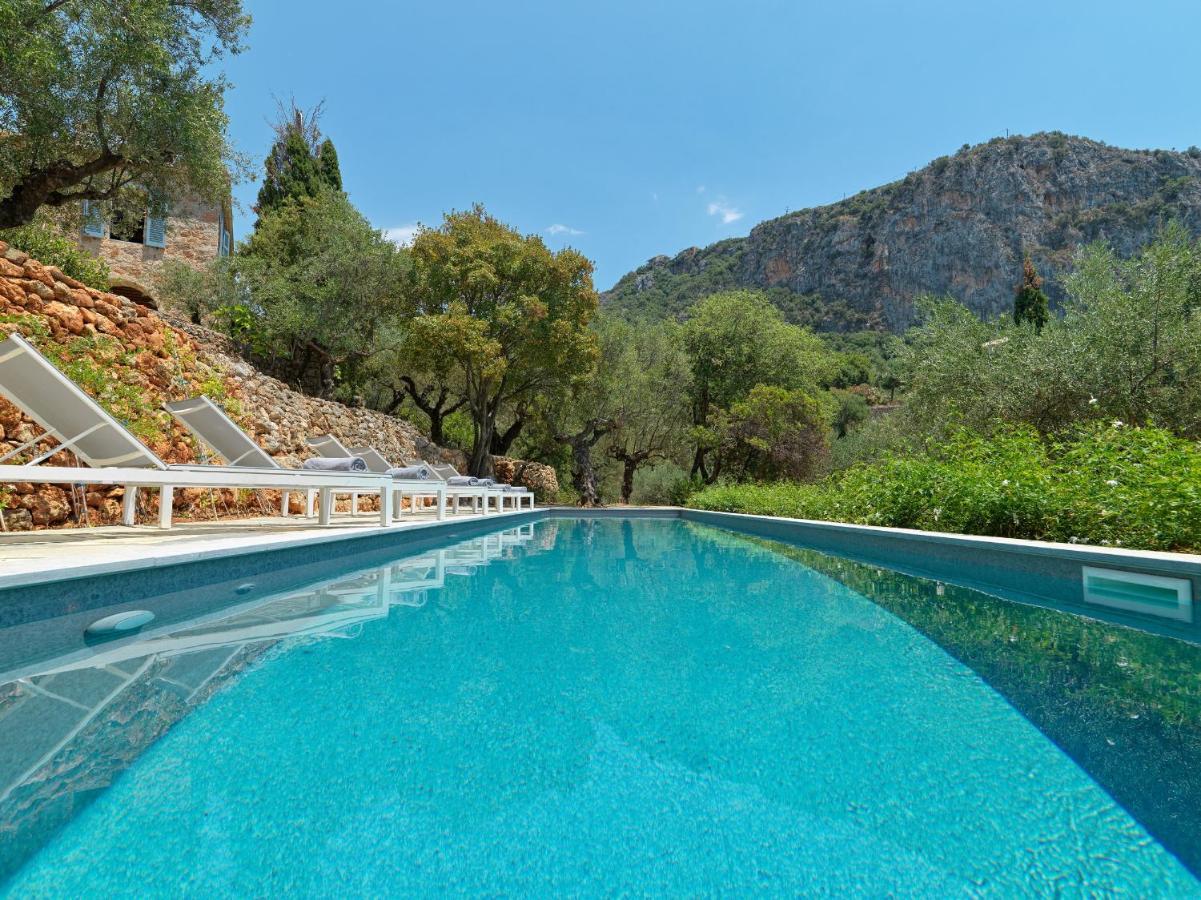 Patrick & Joan Leigh Fermor House Bed & Breakfast Kardamýli Eksteriør bilde