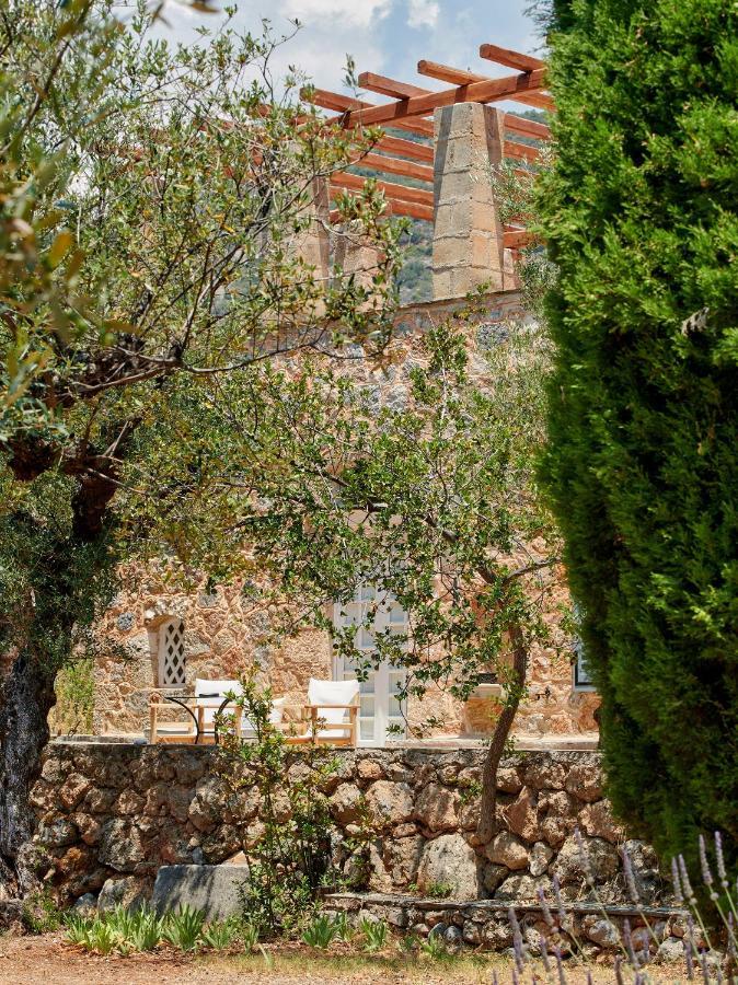 Patrick & Joan Leigh Fermor House Bed & Breakfast Kardamýli Eksteriør bilde